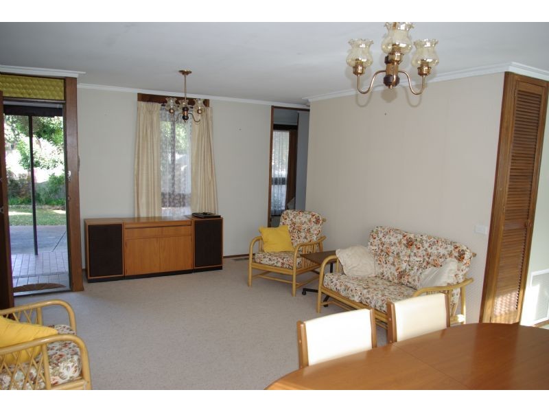 62 Cootamundra Aveune, Rosebud West VIC 3940