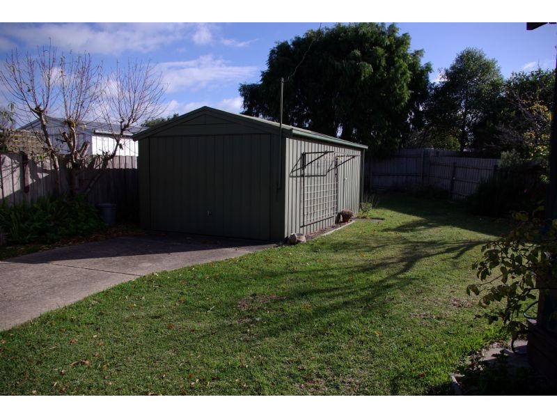 62 Cootamundra Aveune, Rosebud West VIC 3940