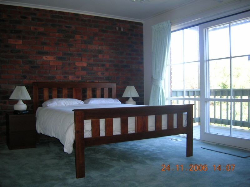 Rosebud VIC 3939