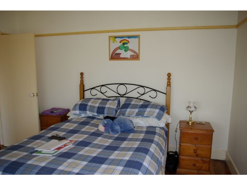 213 Ninth Avenue South, Rosebud VIC 3939