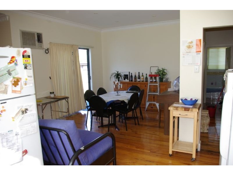 213 Ninth Avenue South, Rosebud VIC 3939