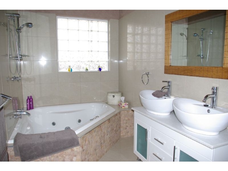 138 Spray Street, Rosebud VIC 3939