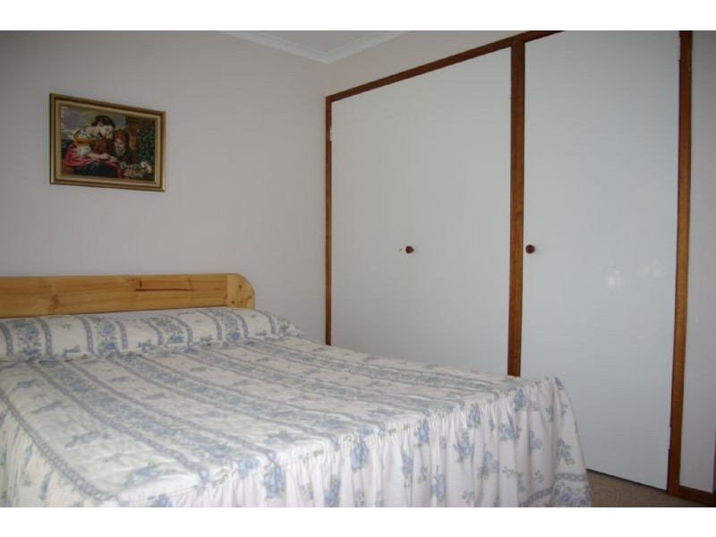 9 Nullawarre Avenue, Rosebud VIC 3939