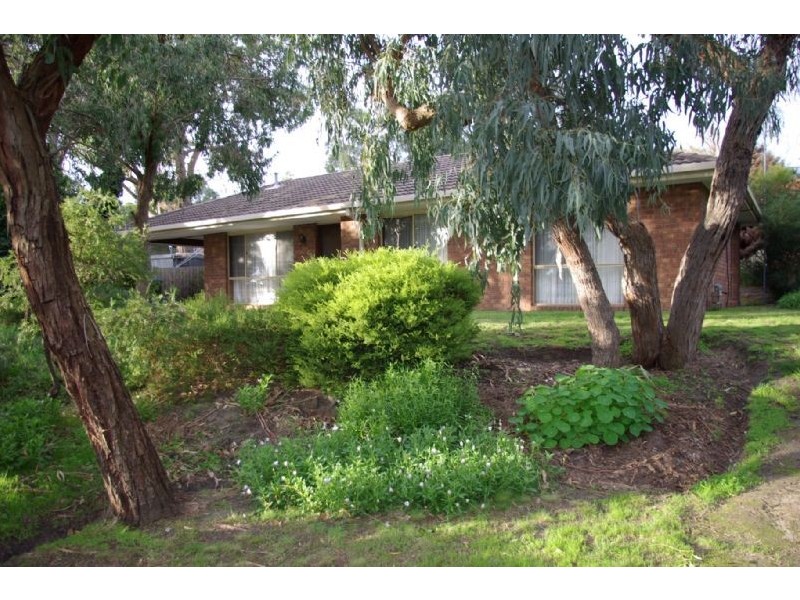 9 Nullawarre Avenue, Rosebud VIC 3939