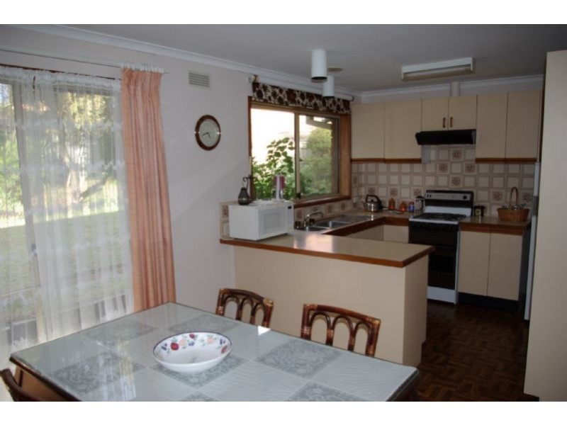 9 Nullawarre Avenue, Rosebud VIC 3939