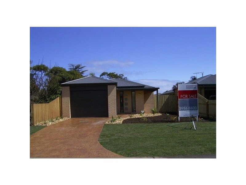 24A Banksia, Rosebud VIC 3939