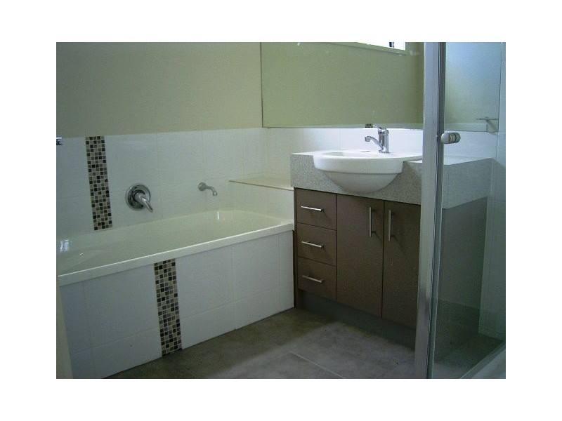 24A Banksia, Rosebud VIC 3939