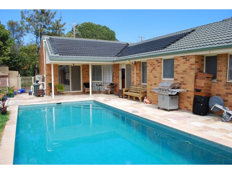 44 Mawarra Avenue, Rosebud West VIC 3940