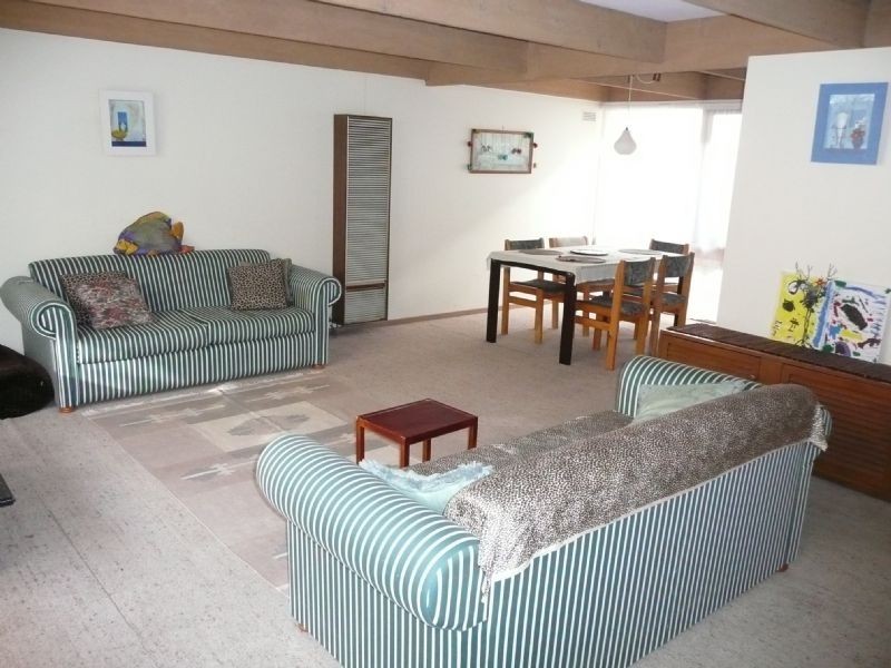 137 Eighth Avenue, Rosebud VIC 3939