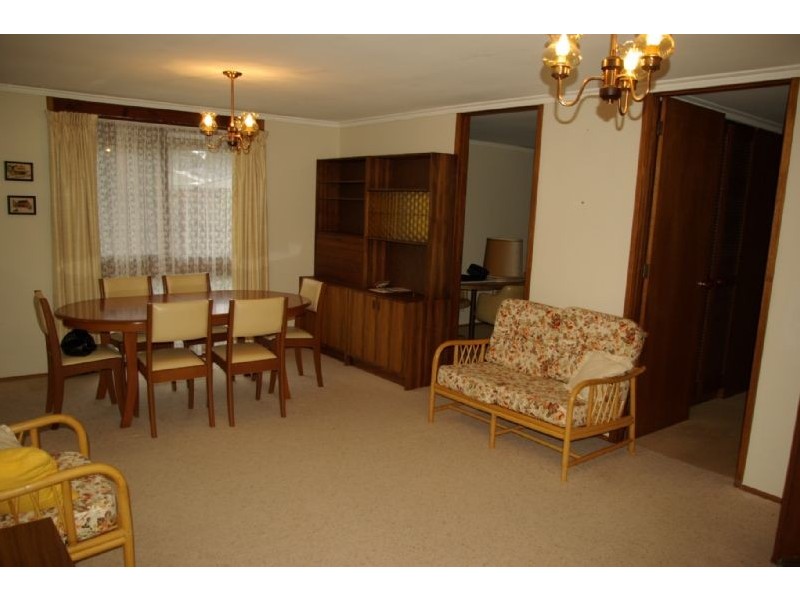 62 Cootamundra Avenue, Rosebud West VIC 3940