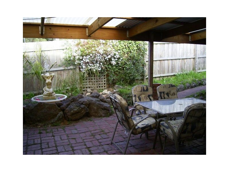 37 Leura Crescent, Rosebud VIC 3939