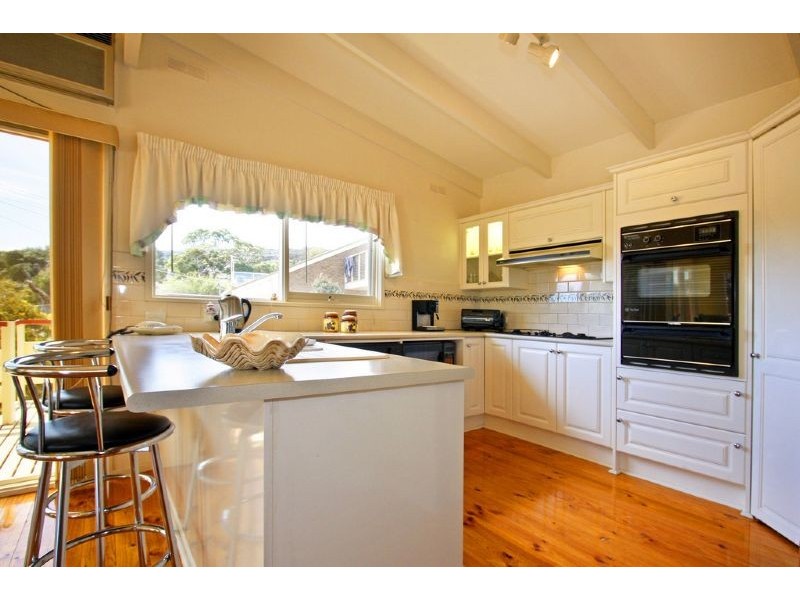 74 Elizabeth Drive, Rosebud VIC 3939