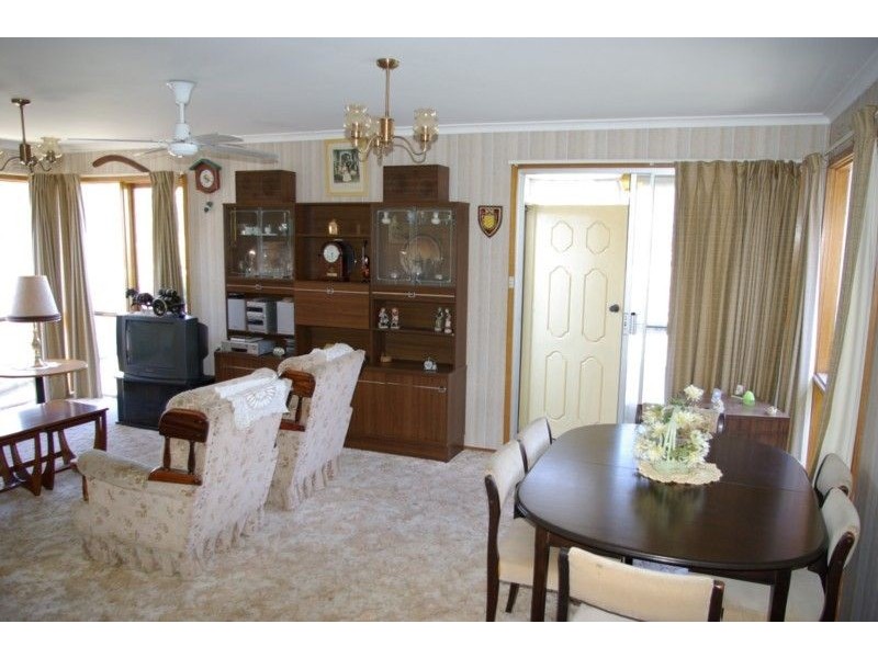 66 Eighth Avenue, Rosebud VIC 3939