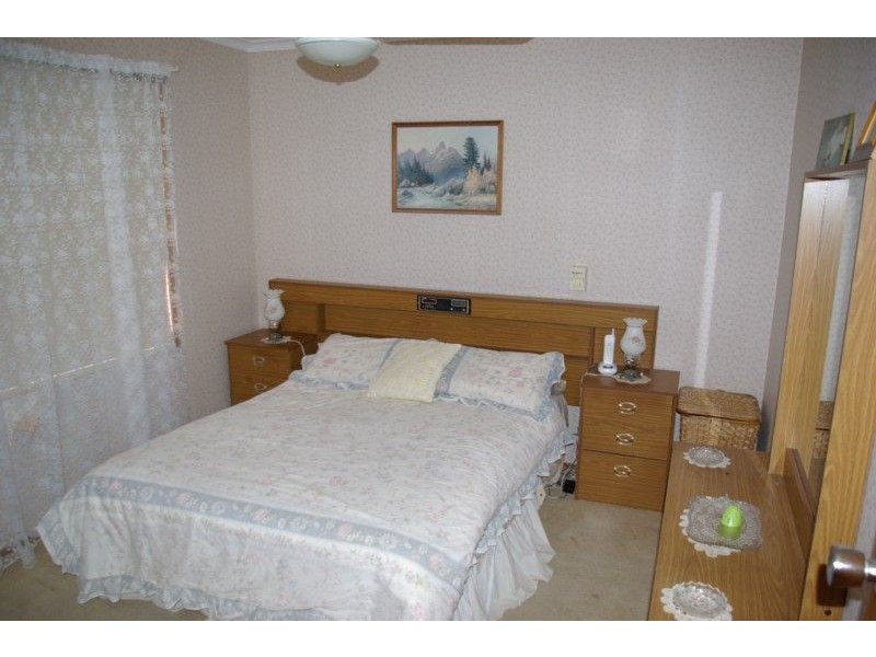 66 Eighth Avenue, Rosebud VIC 3939