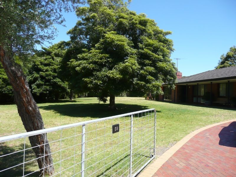 58 Hove Road, Rosebud VIC 3939