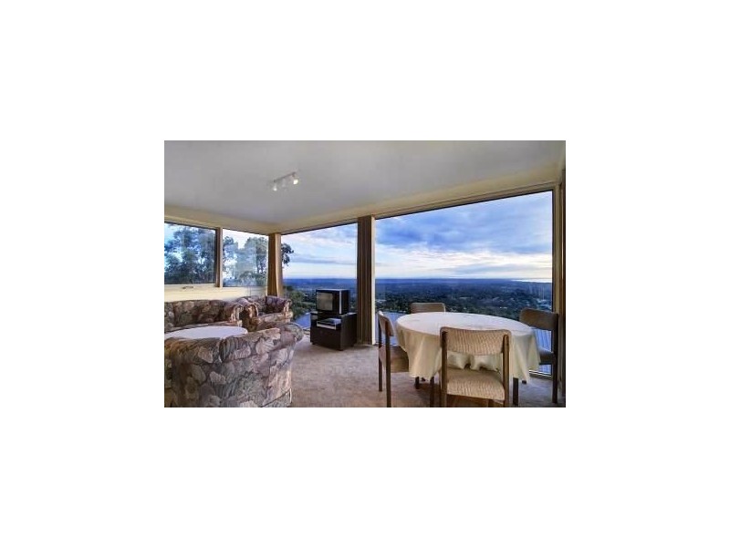 18 Hove Road, Rosebud VIC 3939