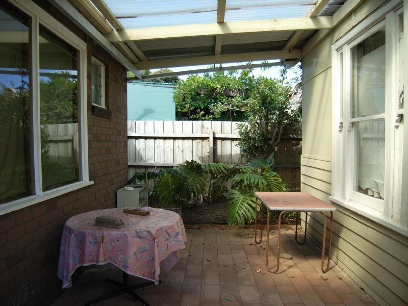 16 Martin Street, Rosebud VIC 3939