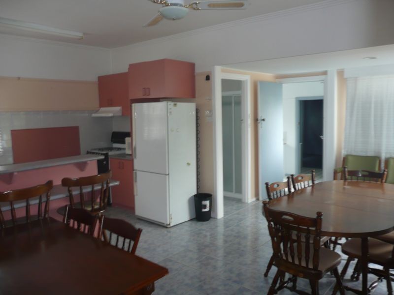 9 Park Avenue, Rosebud West VIC 3940