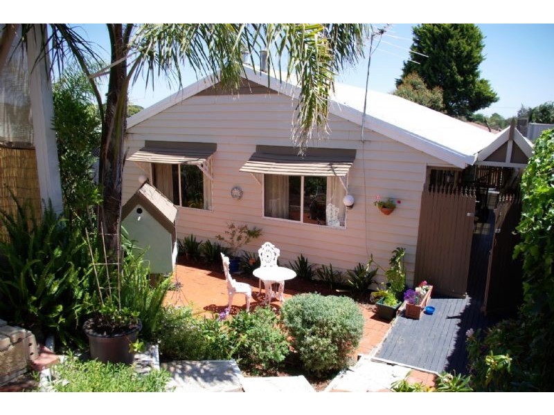 120 Fourth Avenue, Rosebud VIC 3939