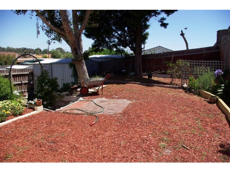 120 Fourth Avenue, Rosebud VIC 3939