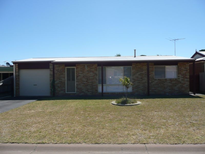 21 The Helm, Rosebud West VIC 3940