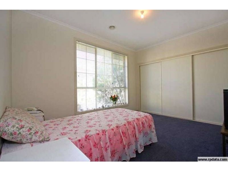2/15-17 McCombe Street, Rosebud VIC 3939