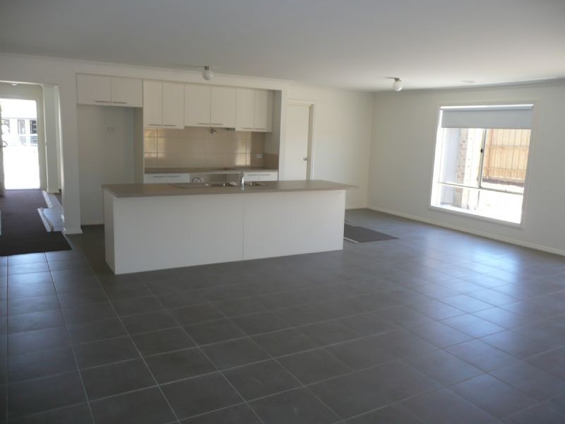 21 Wallaby Drive, Rosebud VIC 3939