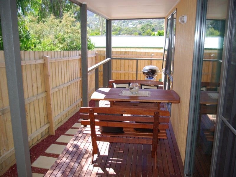 2/3 Wattle Road, Mccrae VIC 3938