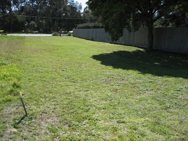 2 Bayside Court, Rosebud VIC 3939