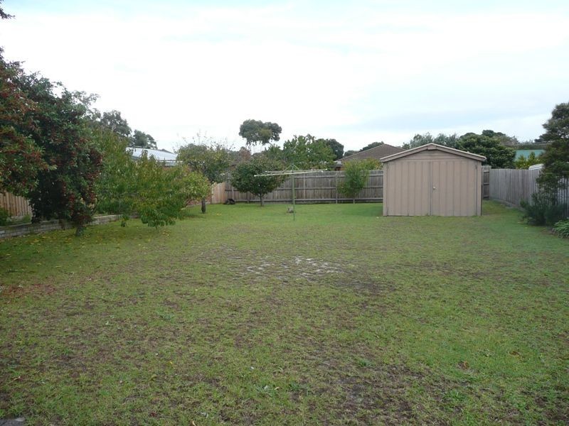 38 Hayes Avenue, Rosebud VIC 3939