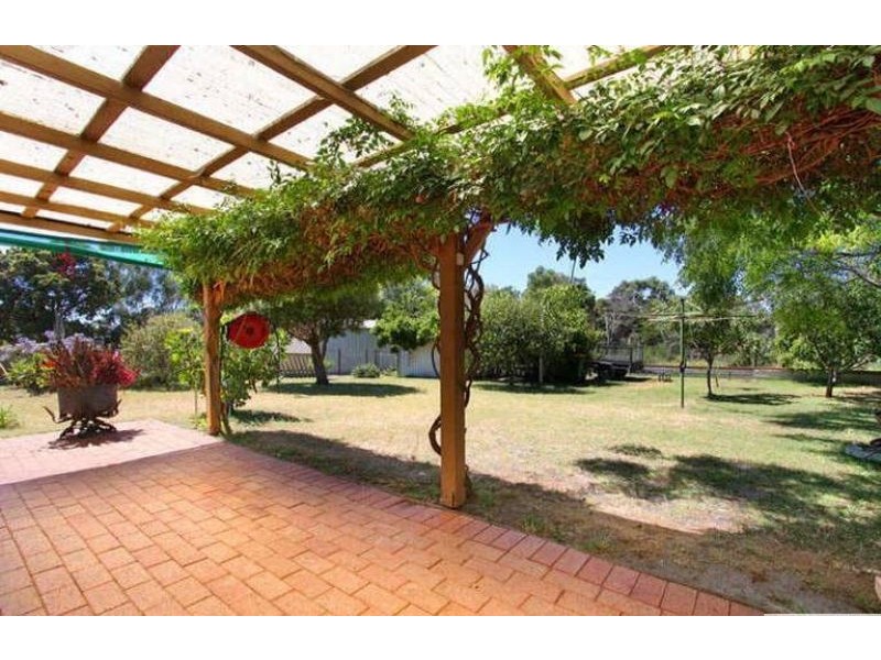 17 Tern Avenue, Rosebud VIC 3939