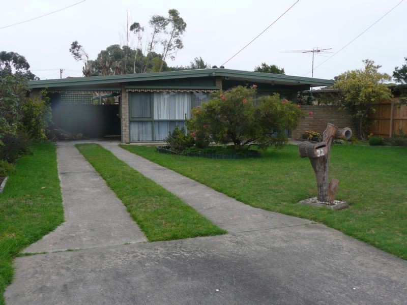 32 Illaroo Street, Rosebud West VIC 3940