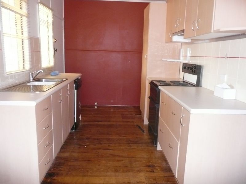 40 Florence Avenue, Rosebud West VIC 3940