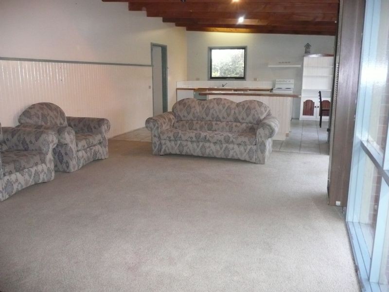 24 Glendale Grove, Mccrae VIC 3938