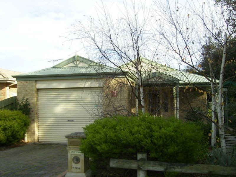 2 Banksia Place, Rosebud VIC 3939