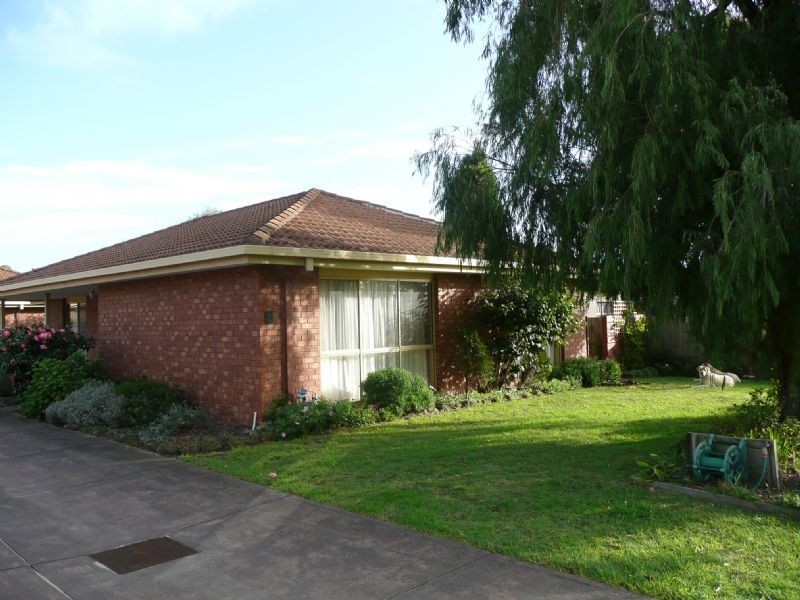 2/82 Potton Avenue, Rosebud VIC 3939