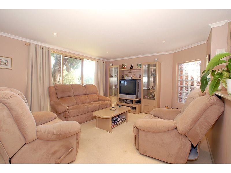 59 Woonton Crescent, Rosebud VIC 3939