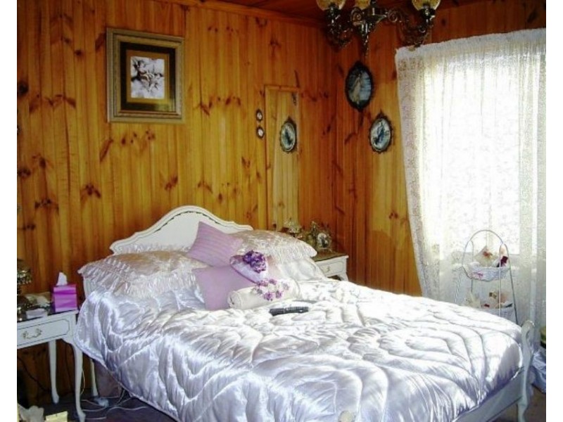 122 Seventh Avenue, Rosebud VIC 3939