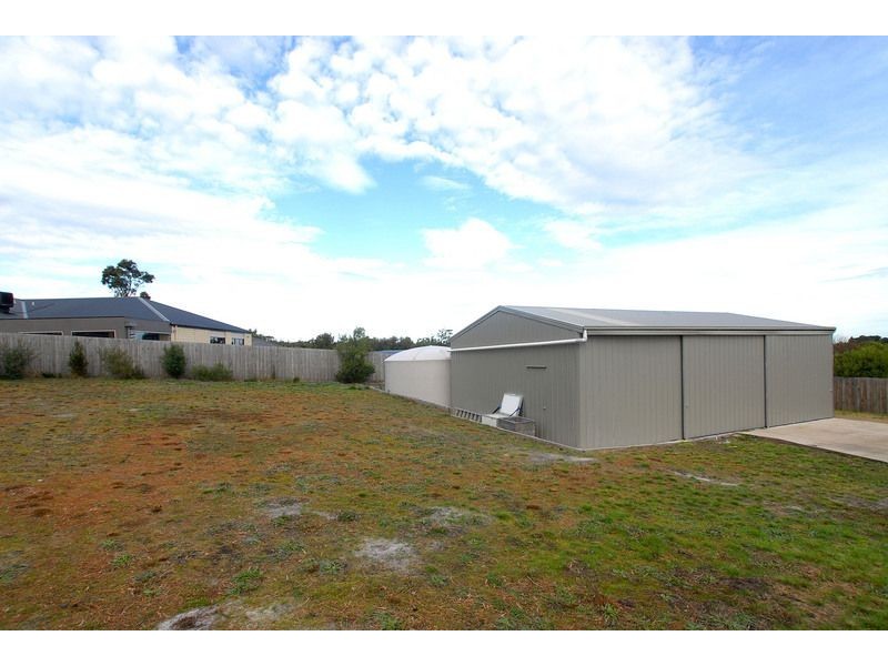 5 Peppermint Court, Rosebud VIC 3939