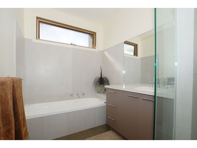 5 Peppermint Court, Rosebud VIC 3939