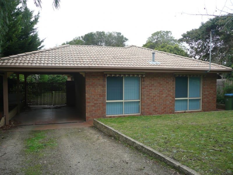 18 Kooringa  Court, Rosebud VIC 3939