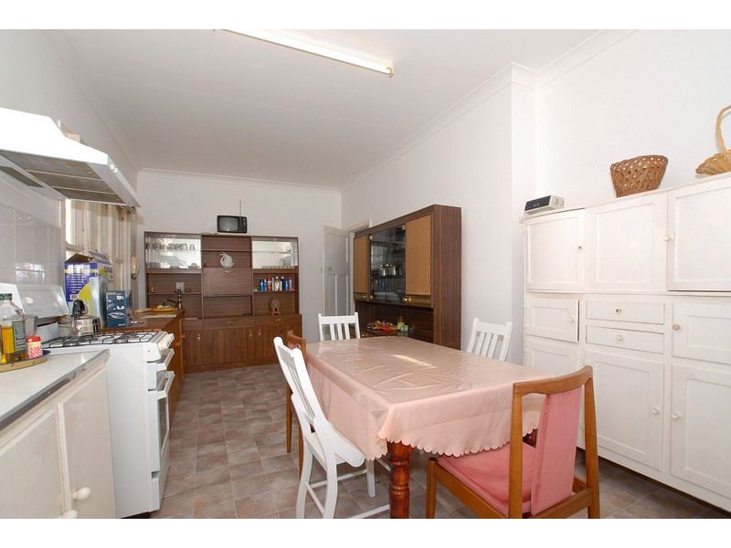 2-4 Chatfield Avenue, Rosebud West VIC 3940
