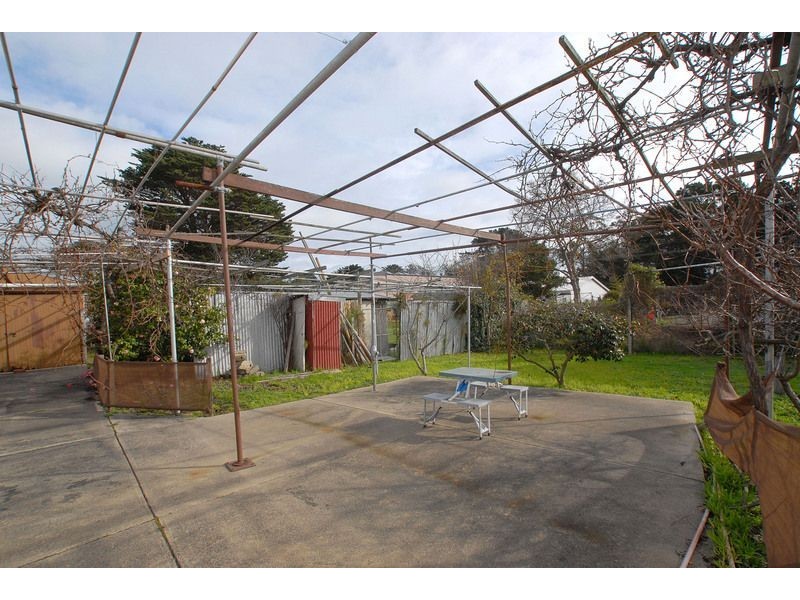 2-4 Chatfield Avenue, Rosebud West VIC 3940