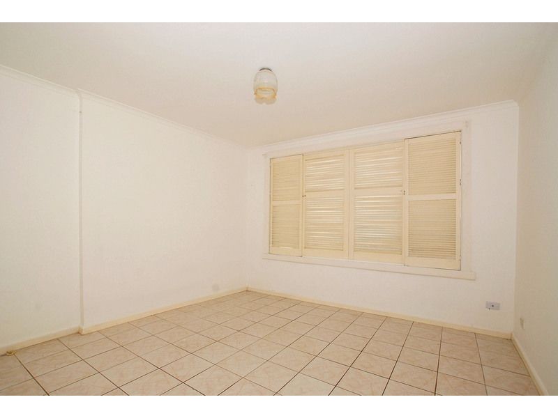 2-4 Chatfield Avenue, Rosebud West VIC 3940