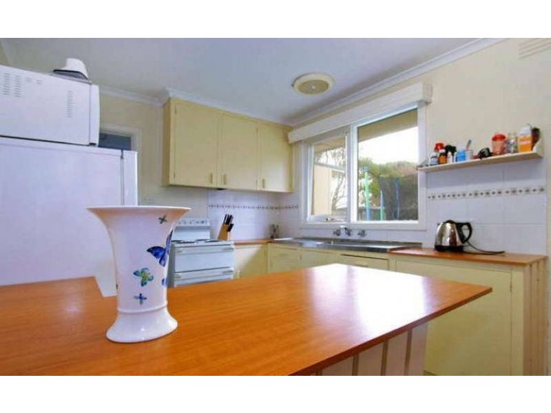 301 Eastbourne Road, Rosebud VIC 3939