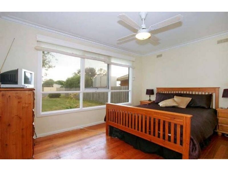 301 Eastbourne Road, Rosebud VIC 3939