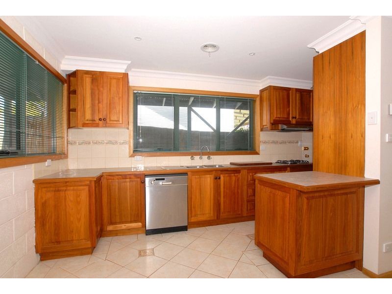 66 Second Avenue, Rosebud VIC 3939