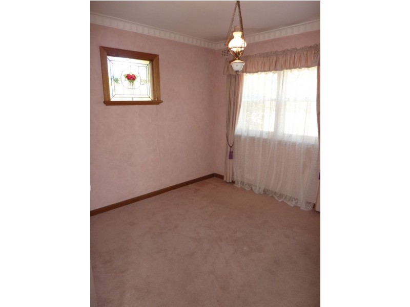 32 Adams Avenue, Rosebud VIC 3939