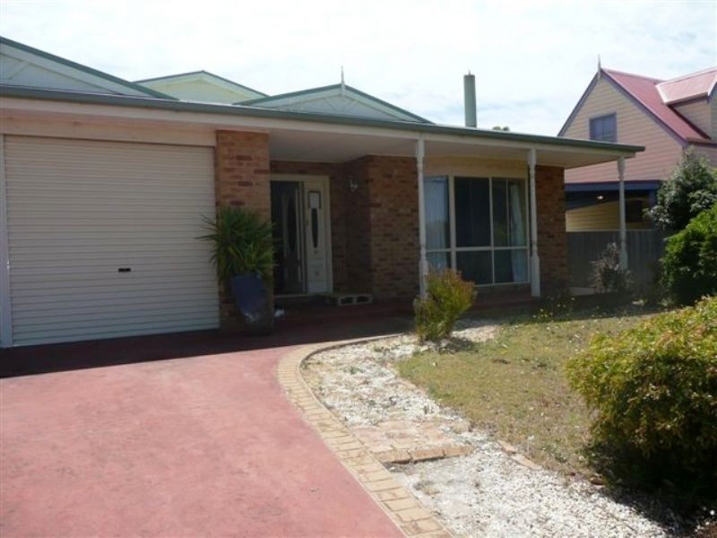 65 Curlew Drive, Rosebud West VIC 3940