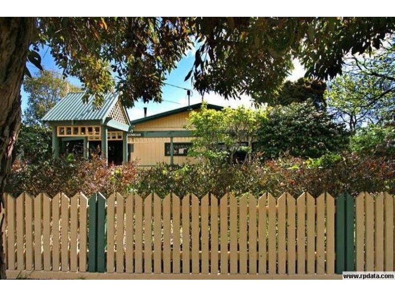 18 Lyon Street, Rosebud VIC 3939